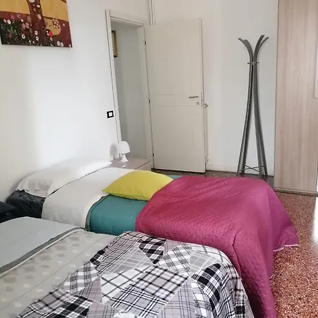 Acquamarina بيت ضيافة جنوة